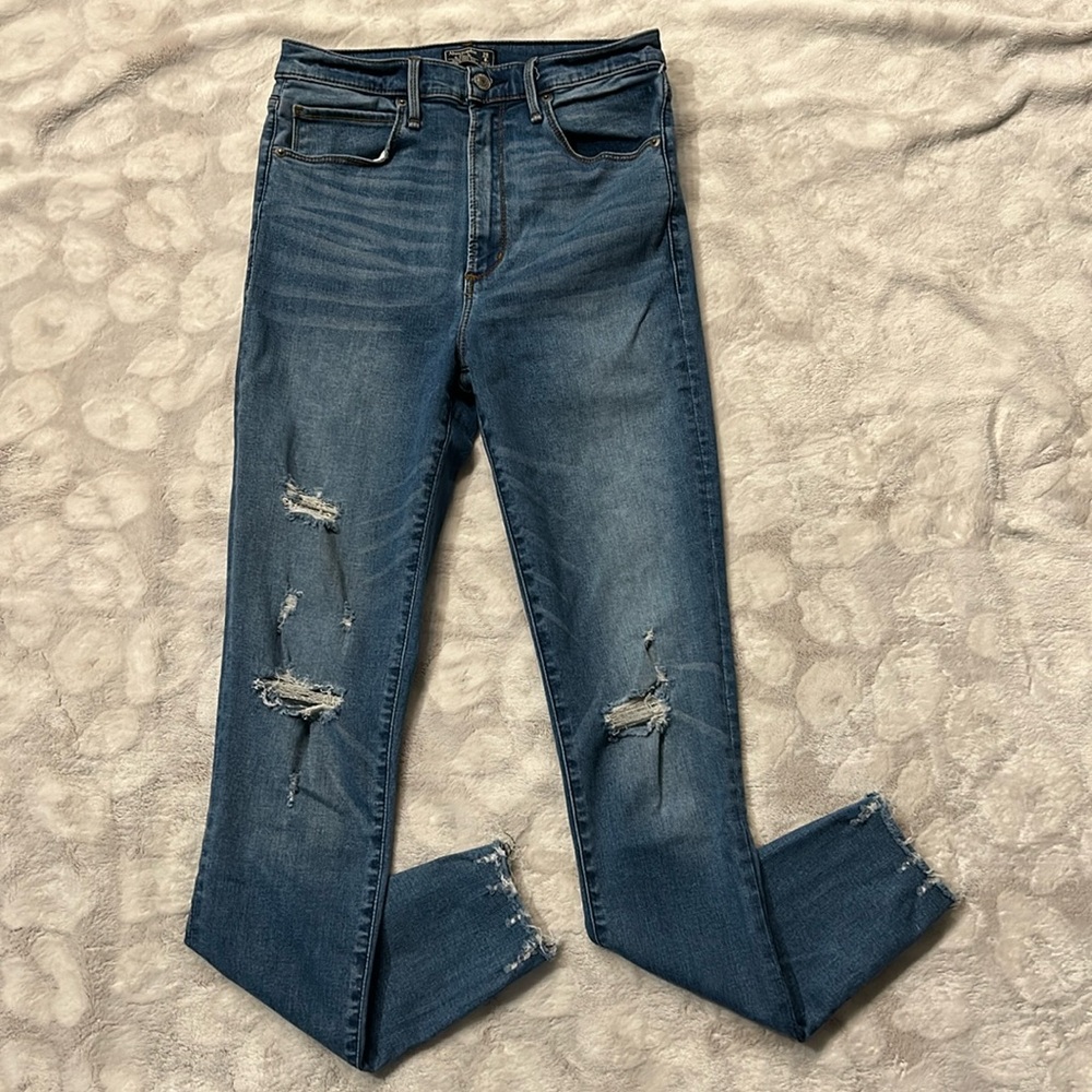 Abercrombie & Fitch Ultra High Rise Super Skinny Ankle Jeans Size 28 6 Long